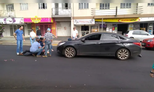 
							Homem de 71 anos atropelado na zona sul de Apucarana é socorrido por Bombeiros; veja vídeo
						
						