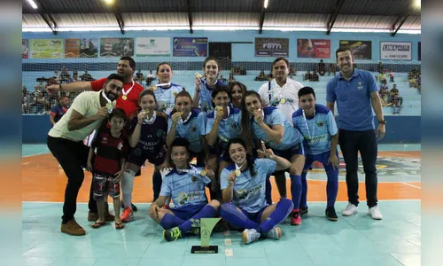 Em casa, Faxinal conquista títulos no futsal e no handebol dos JAPs