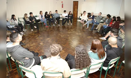 Alunos da rede estadual debatem prevenção ao uso de drogas