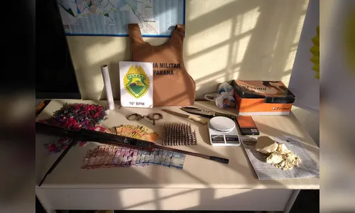 PM deflagra operação contra o tráfico, detém três e apreende grande quantidade de drogas