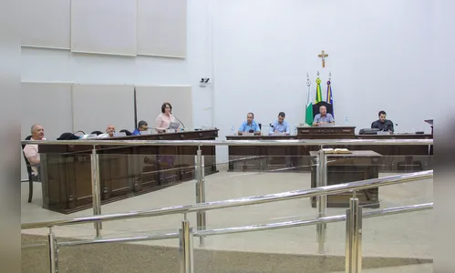 Câmara de Arapongas muda horário da sessão para as 16h