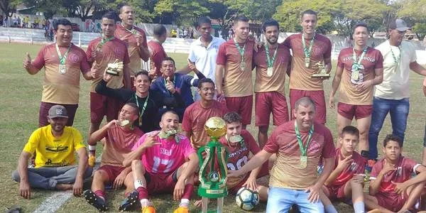 O Florestópolis ficou em primeiro lugar no Campeonato Regional da Liga de Maringá - Foto: Divulgação