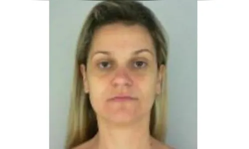 
							Policial Civil lotada em Apucarana é encontrada morta junto com o filho em Cambé
						
						