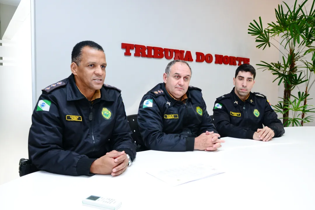 Da esquerda para direita: capitão Vilson Silva, major Roberto Cardoso e tenente Vanio da Silva. Foto: Delair Garcia/Tribuna do Norte