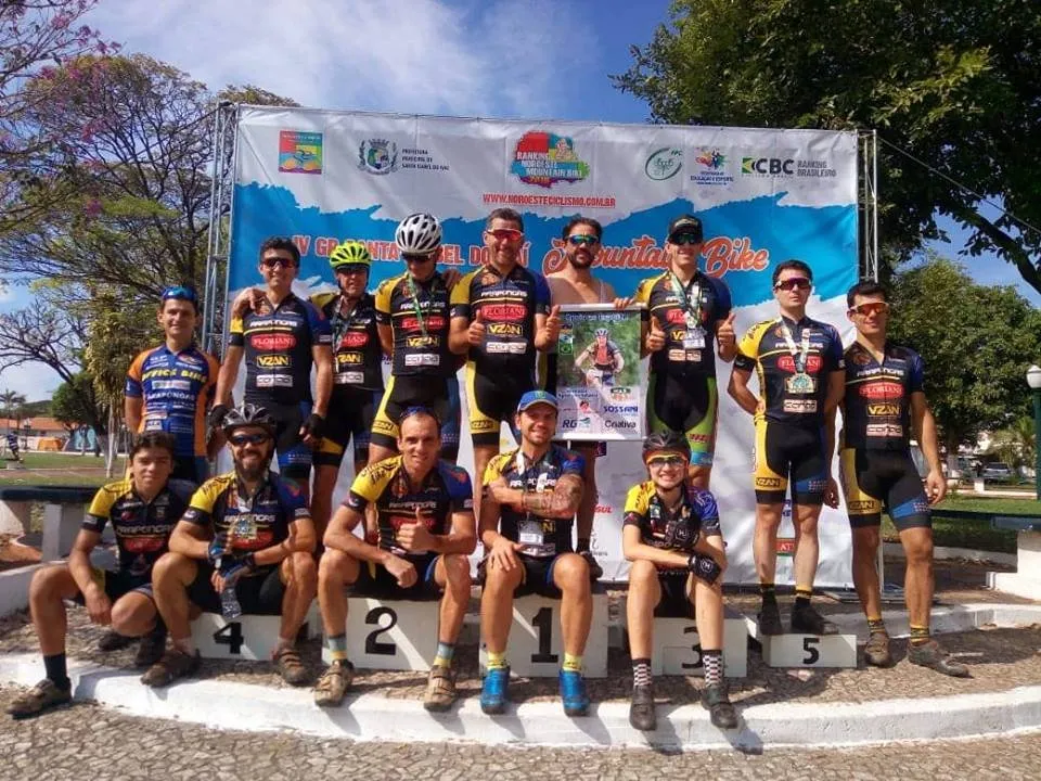 Arapongas mantém liderança e conquista ouro no IV GP de Ciclismo de Santa Isabel