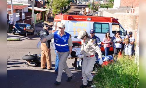 
							Acidentes envolvem 4 motos e deixam 4 pessoas gravemente feridas
						
						
