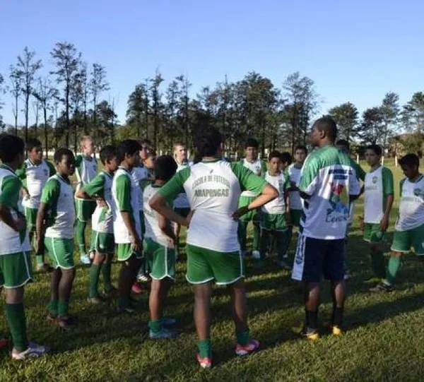 Enfim, o Arapongas Esporte Clube obteve a sua primeira vitória no Campeonato Paranaense Sub-17 - Foto: Divulgação