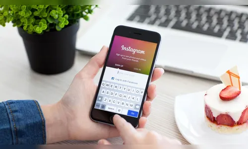 Instagram sai do ar e usuários não sabem onde postar fotos com #sextou