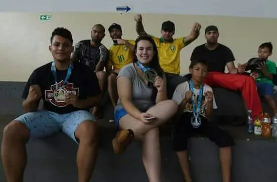 Lucas, Esthefany e Carlos Eduardo conseguiram bons resultados no Brasileiro de Kickboxing - Foto: Divulgação