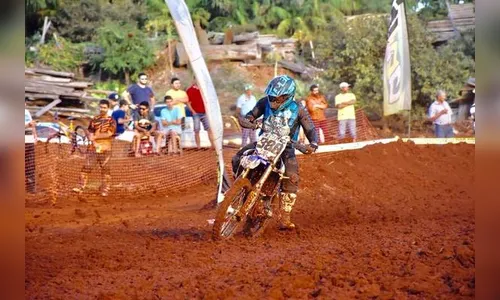 Piloto de Apucarana vence prova no Campeonato Paranaense de Motocross