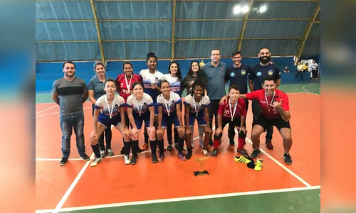 Apucarana é campeã no futsal feminino dos Jojups