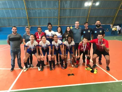 Apucarana é campeã no futsal feminino dos Jojups