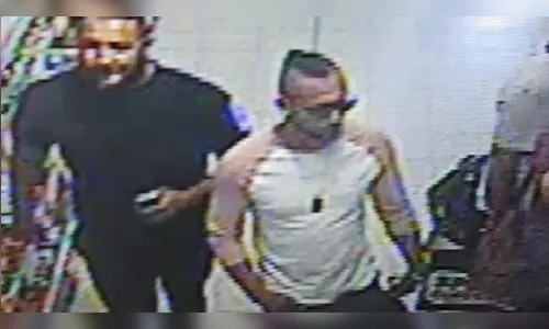 Trio ataca criança de 3 anos com ácido no rosto