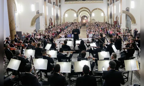 1500 pessoas prestigiaram Orquestra Sinfônica na Catedral Nossa Sra. de Lourdes
