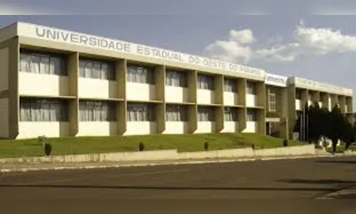 Unioeste abre concurso para contratação de professores com salário de até R$ 8,2 mil