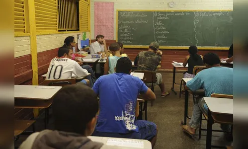 Metade dos docentes no país não recomenda a própria profissão