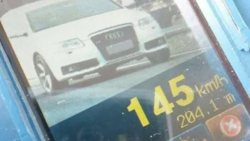 Audi é flagrado trafegando a 145 km/h no Paraná