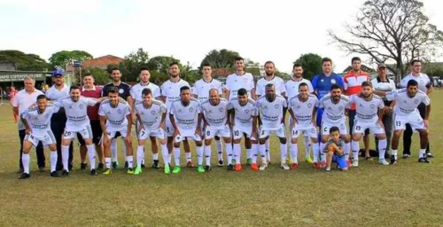 O Pirapó Esporte Clube/Multividros/Ubatuba está invicto no Campeonato Regional - Foto: www.oesporte.com.br