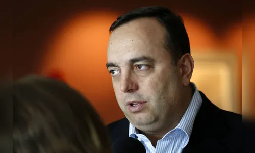 Francischini desiste de concorrer ao Senado e vai a deputado estadual 