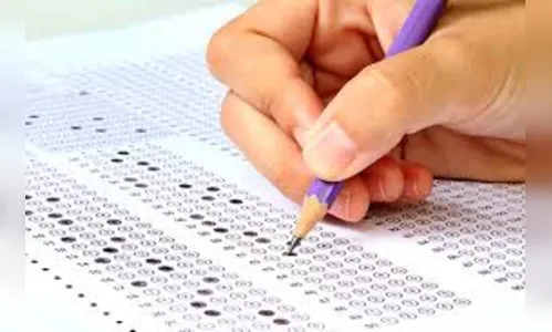 Prefeitura de Curitiba abre concurso para 111 vagas em 15 cargos