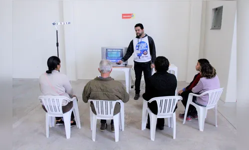 Famílias que instalam kit gratuito da TV digital podem concorrer a prêmios de R$ 2 mil