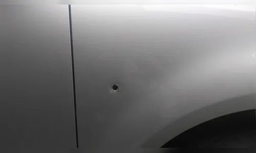 Equipe de jornalismo é recebida a tiros ao chegar no trabalho