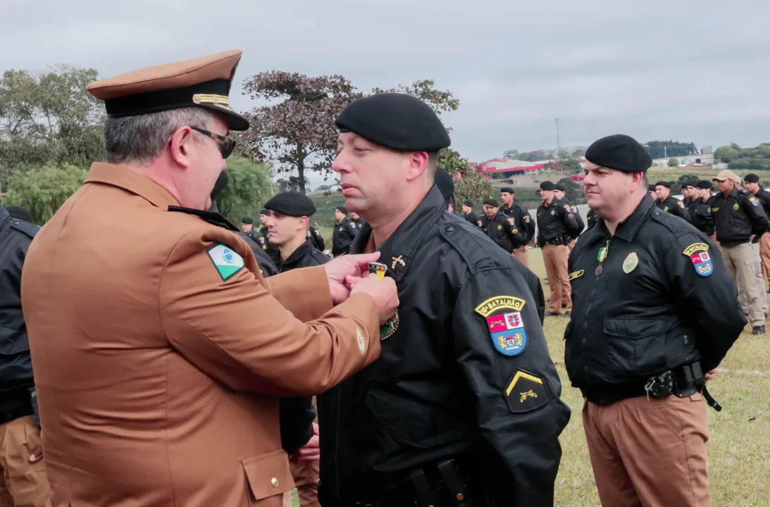 Entrega de medalhas marca os 164 anos da Polícia Militar