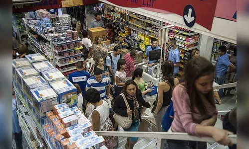 Confiança do consumidor é a maior desde janeiro de 2014, diz CNI