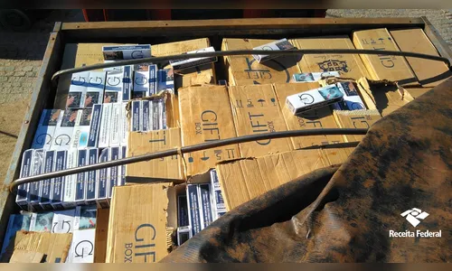Receita Federal apreende carreta com 400 mil maços de cigarros contrabandeados