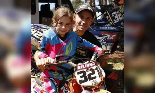 Pai e filha são atrações na Copa Paraná de Motocross
