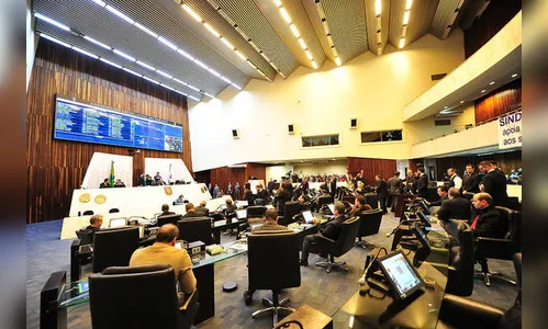 Assembleia derruba vetos e libera reajuste salarial de 2,76% aos poderes