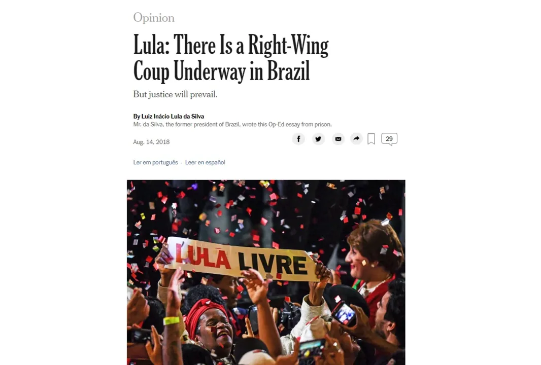 Destaque do jornal traz foto de manifestantes pedindo "Lula Livre". (foto NY Times)