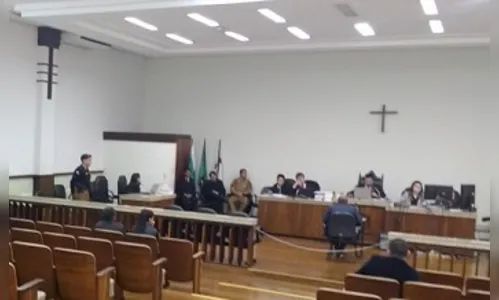 
							Réu é julgado em Apucarana por tentativa de homicídio sob efeito de crack
						
						