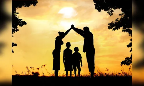 Pais superprotetores é tema de Escola de Pais deste mês