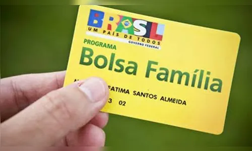 Casal vai parar na delegacia após tentar pagar conta em motel com cartão do Bolsa Família