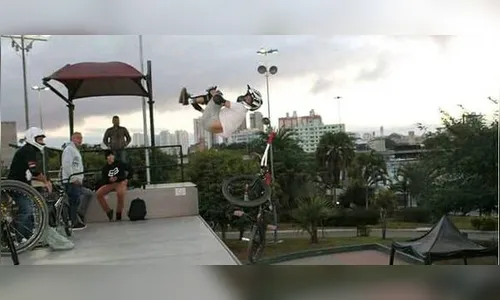 Rafinha Pennacchi disputa o Campeonato Brasileiro de BMX