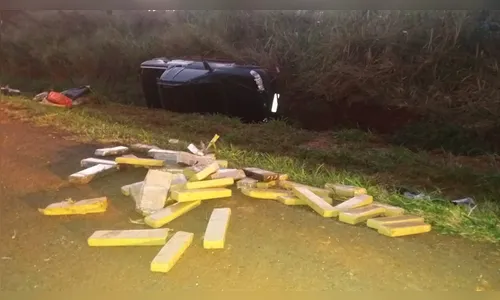 Motorista é preso após capotar carro com 385 kg de maconha em Arapongas