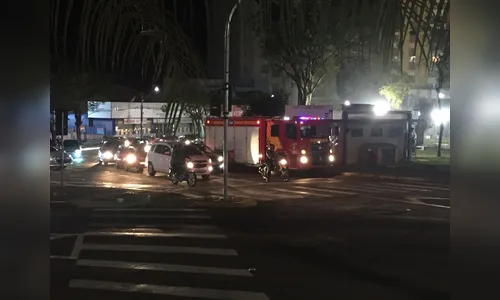 Incêndio em quiosque desativado mobiliza Corpo de Bombeiros em Apucarana