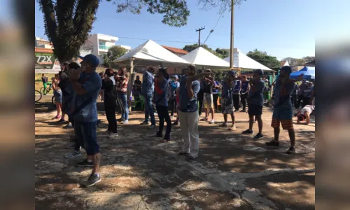 
							Passeio ciclístico da Dicatex reúne centenas de pessoas no Lago Jaboti
						
						