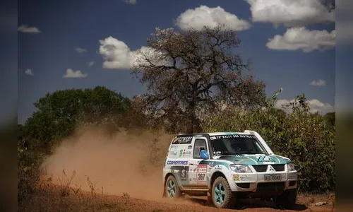 Otávio e Allan Enz transpõem com sucesso a fase inicial do Rally dos Sertões