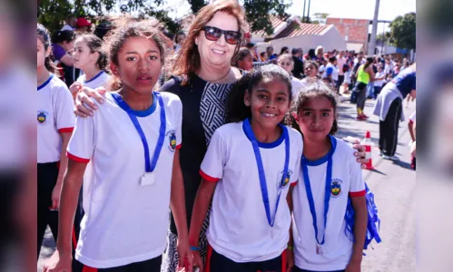 
							Alunos da rede municipal participam de corrida de rua
						
						