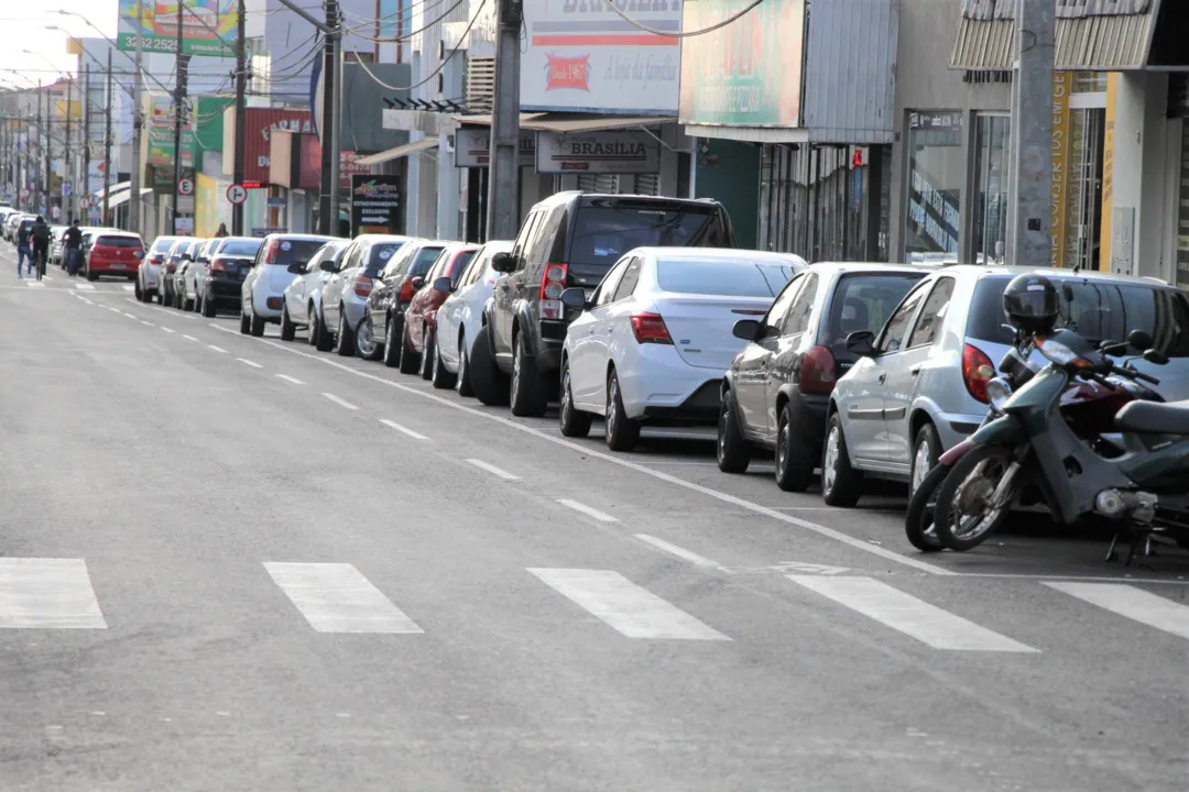 Estacionamento rotativo vai voltar a operar em Arapongas.