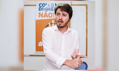 Candidato a deputado federal promete tanques de guerra a agricultores