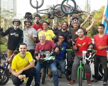 Os melhores colocados no Campeonato Brasileiro de BMX, disputado nesta segunda-feira em São Bernardo do Campo-SP - Foto: Divulgação