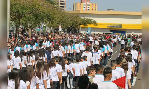 Prazo para inscrição de entidades no desfile é prorrogado em Apucarana