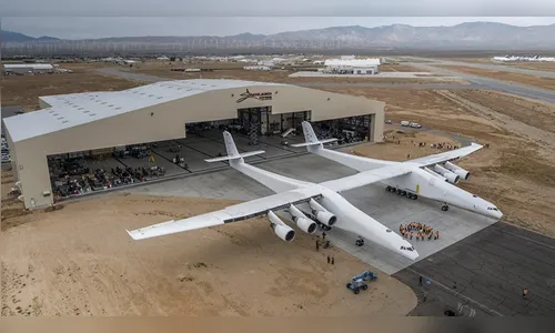 Maior avião do mundo se prepara para o primeiro voo; veja vídeo