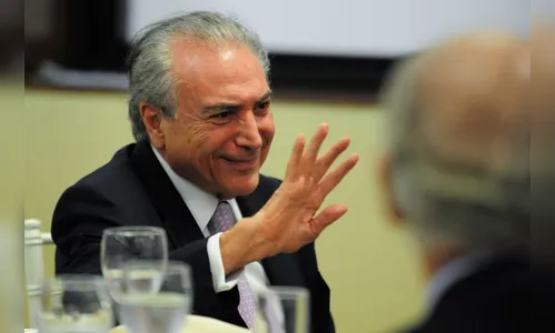 Governo não fechará fronteira com Venezuela, diz Temer