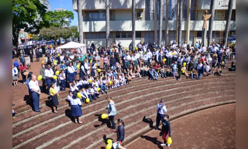 
							Passeata ‘Quebrando o Silêncio’ leva centenas de manifestantes para rua em Apucarana
						
						