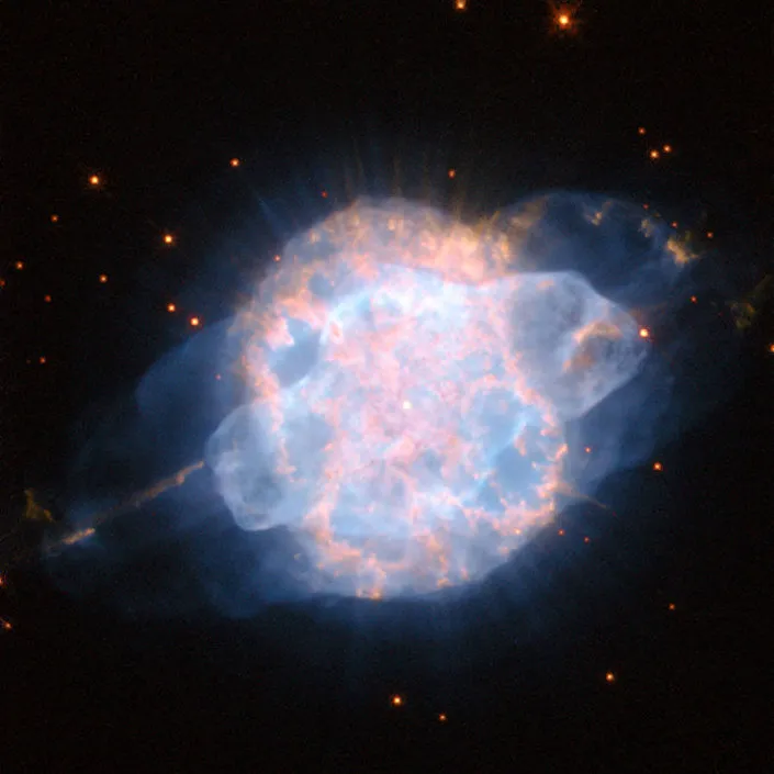 NASA mostra incrível foto do 'olho celeste'