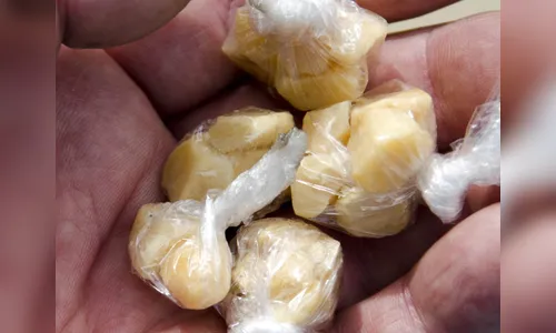 Mulheres presas com drogas alegam que traficam porque estão desempregadas